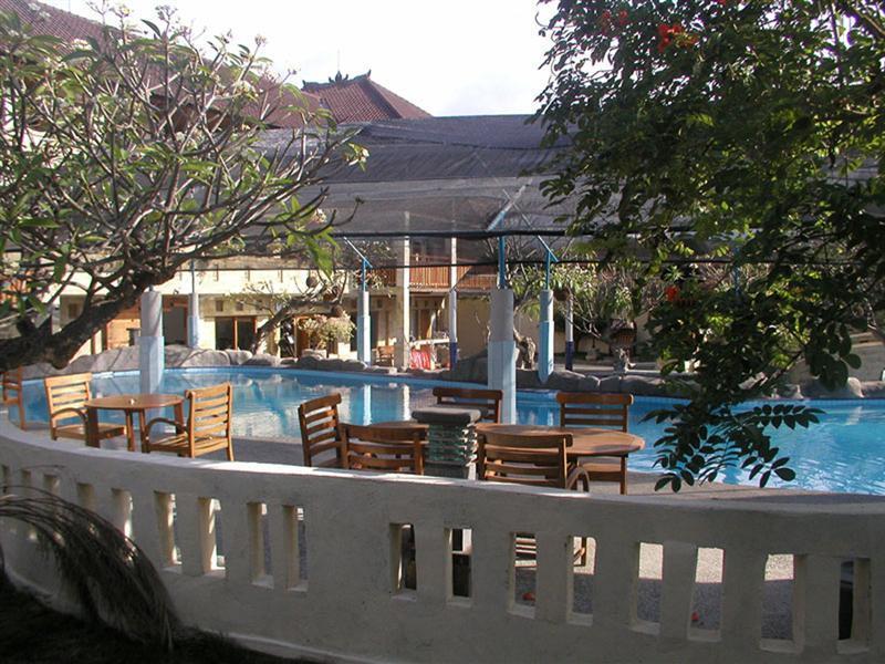 Oyo 2334 Melka Excelsior Hotel Singaraja Zewnętrze zdjęcie