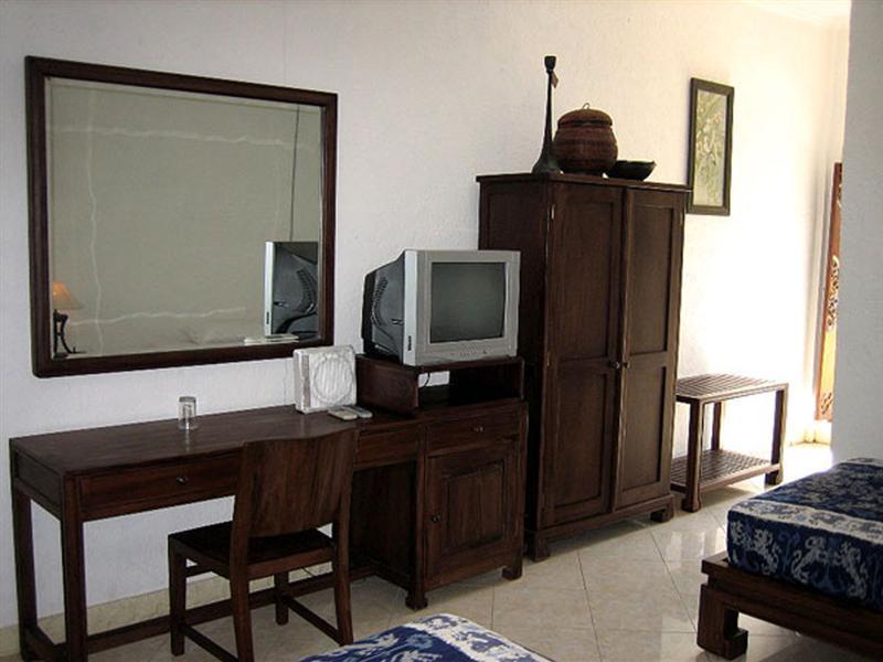 Oyo 2334 Melka Excelsior Hotel Singaraja Zewnętrze zdjęcie