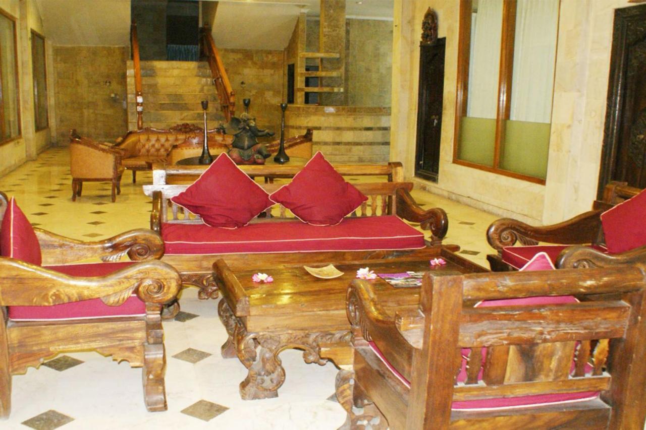 Oyo 2334 Melka Excelsior Hotel Singaraja Zewnętrze zdjęcie